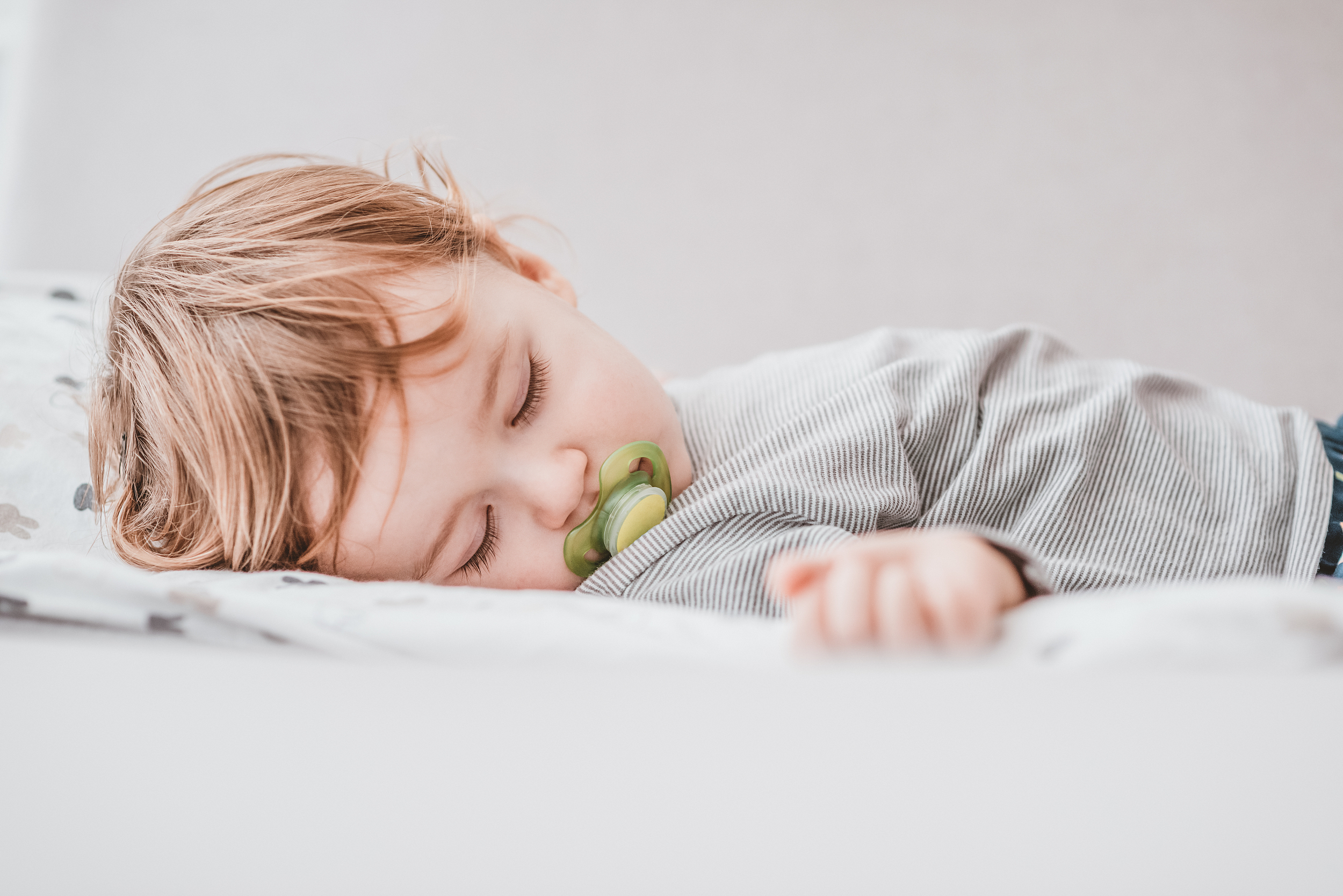 aap指南更新:婴儿怎样睡觉才安全?